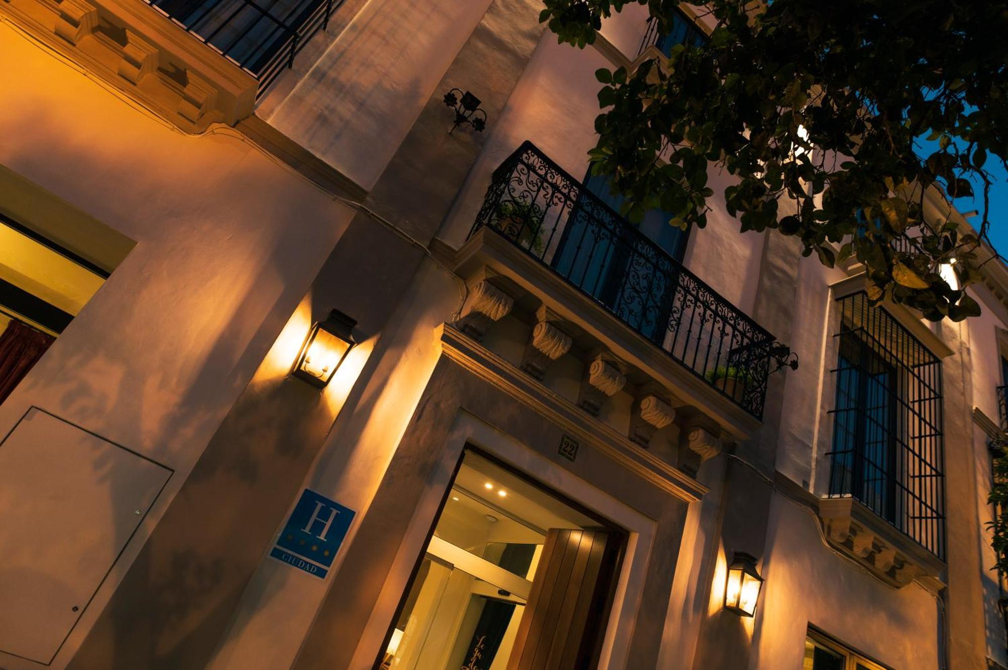 Legado Magdalena Hotel Séville Extérieur photo